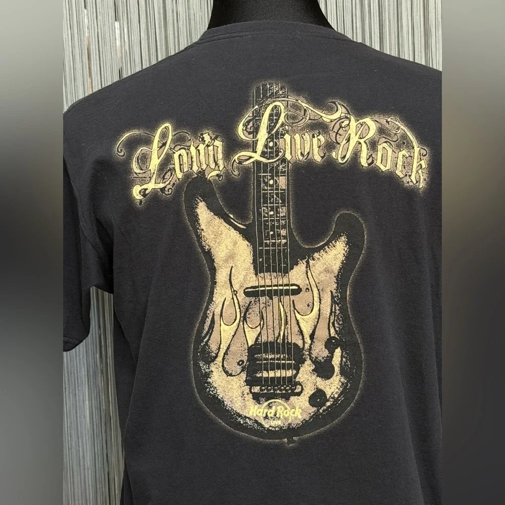 Hard Rock Cafe Black Tee with Gold Design - Picture 5 of 6